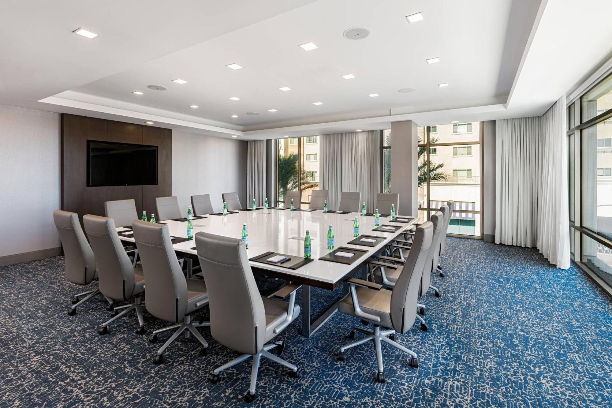 Courtyard By Marriott Los Angeles Monterey Park Exterior photo